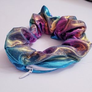 Scrunchie with Hidden Pocket